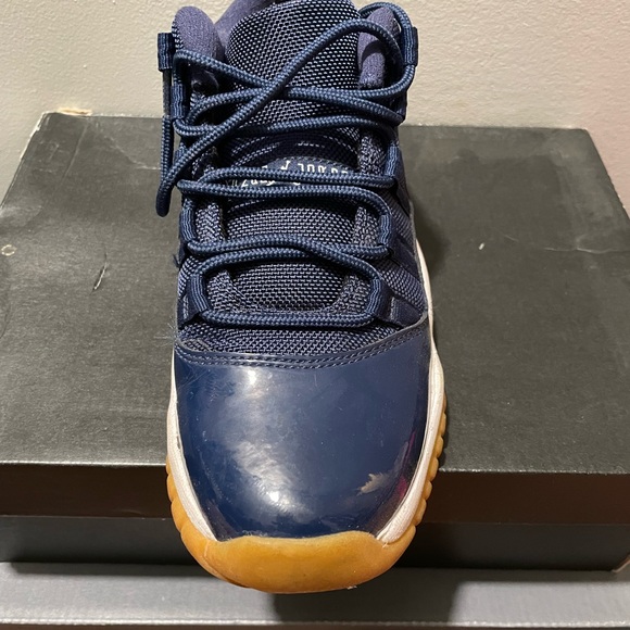 Air Jordan 11 Retro Low BG - Picture 2 of 3